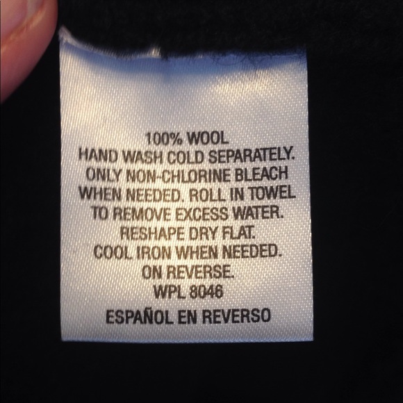 Wool sweater - Picture 7 of 7